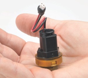 Kompaktowy elektrozawór bistabilny